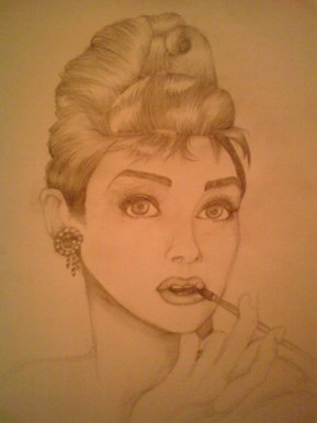 Audrey Hepburn pose